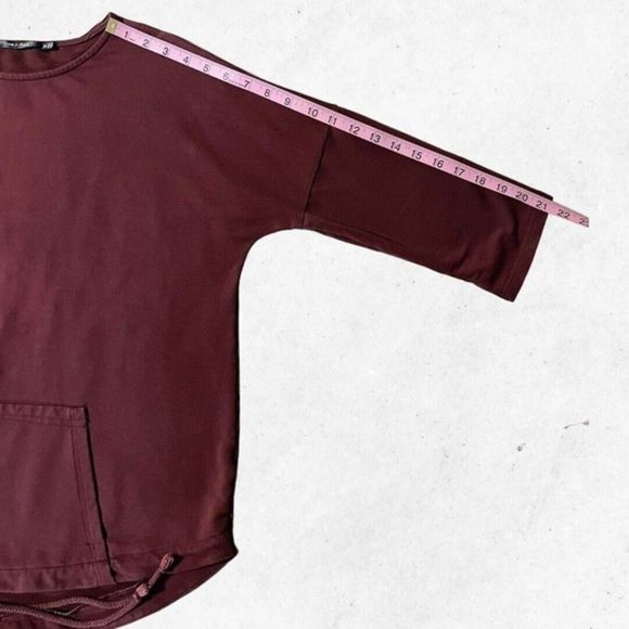 Doe & Rae Women‎ Size M Sweatshirt Red Brown Pullover 3/4 Sleeves Front Pocket - Picture 9 of 9